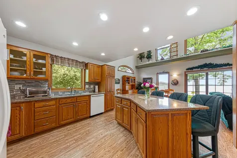 943 Reed Street N Waterville MN 56096