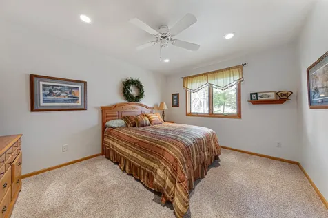 943 Reed Street N Waterville MN 56096
