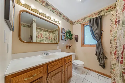 943 Reed Street N Waterville MN 56096