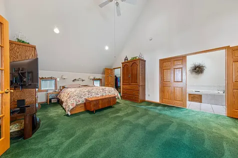 943 Reed Street N Waterville MN 56096