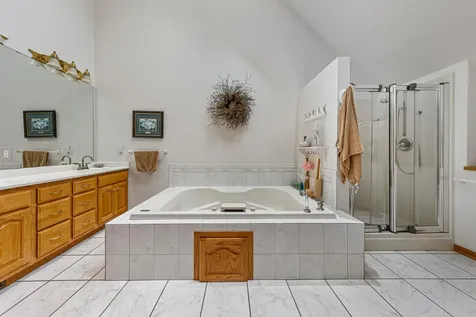 943 Reed Street N Waterville MN 56096