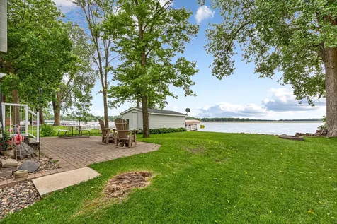 943 Reed Street N Waterville MN 56096