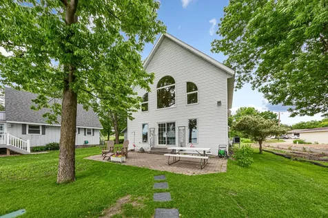 943 Reed Street N Waterville MN 56096