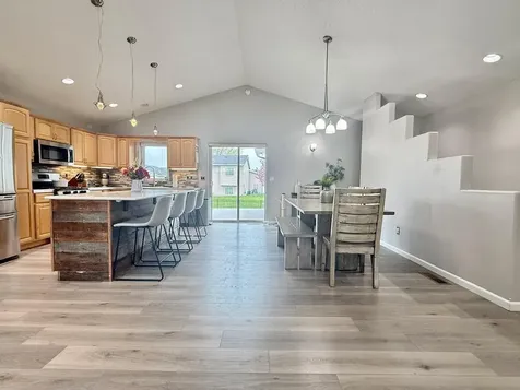 4742 44th Street S Fargo ND 58104