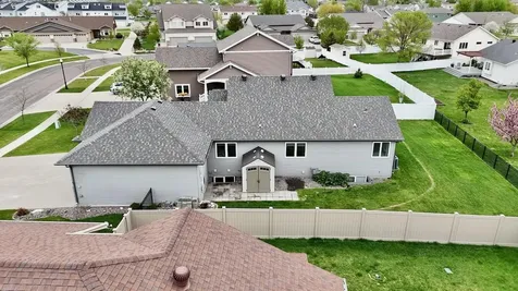 4742 44th Street S Fargo ND 58104