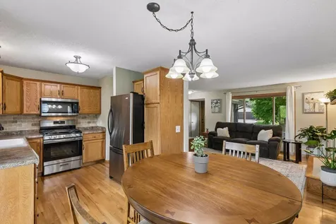 4738 W Wind Trail Eagan MN 55122