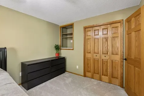 4738 W Wind Trail Eagan MN 55122