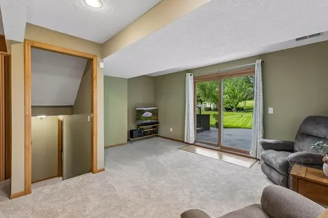4738 W Wind Trail Eagan MN 55122