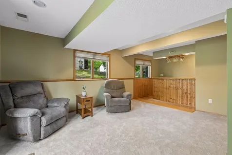 4738 W Wind Trail Eagan MN 55122