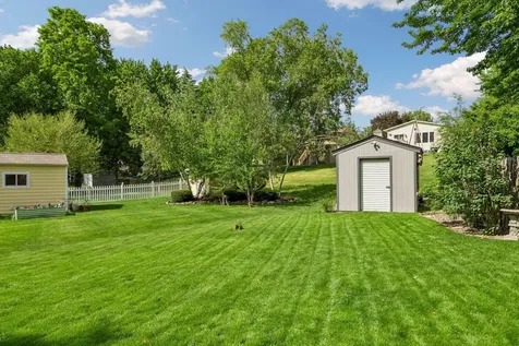 4738 W Wind Trail Eagan MN 55122