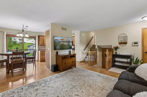 4738 W Wind Trail Eagan MN 55122