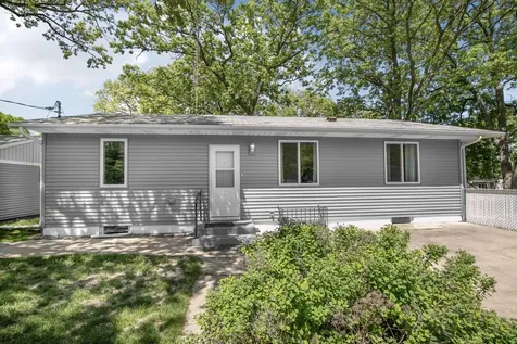 827 10th Avenue SE Saint Cloud MN 56304