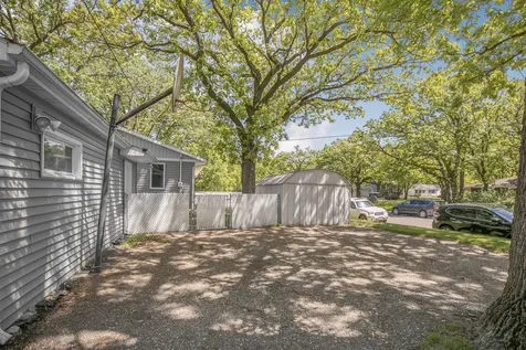 827 10th Avenue SE Saint Cloud MN 56304