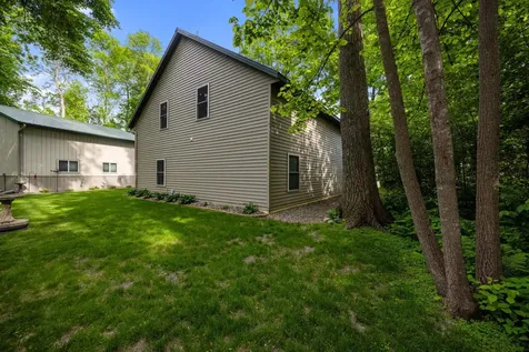 5452 Wildwood Avenue Isle MN 56342
