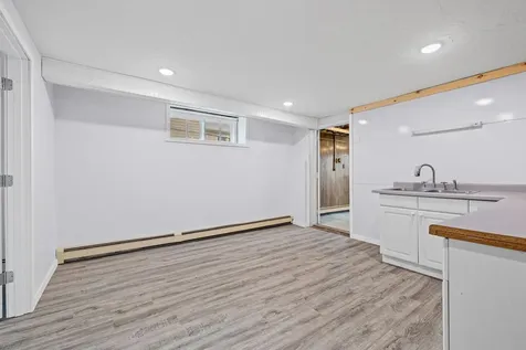 627 4th Avenue W Shakopee MN 55379