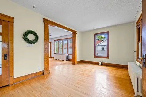 627 4th Avenue W Shakopee MN 55379