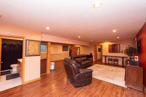 9343 Hillside Trail S Cottage Grove MN 55016