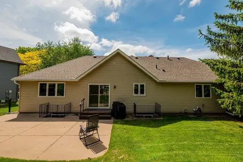 9343 Hillside Trail S Cottage Grove MN 55016