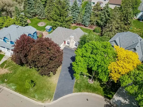 9343 Hillside Trail S Cottage Grove MN 55016