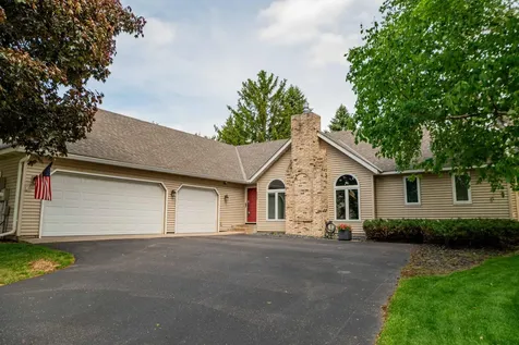 9343 Hillside Trail S Cottage Grove MN 55016