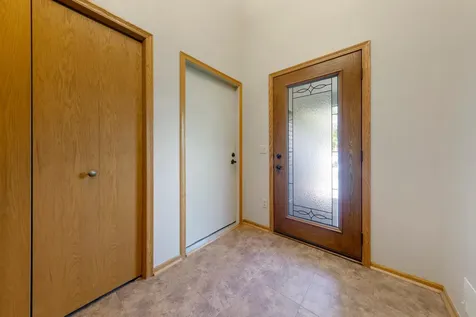1820 Park Ridge Drive Chaska MN 55318