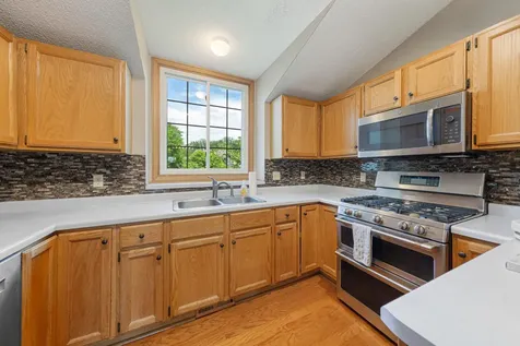1820 Park Ridge Drive Chaska MN 55318