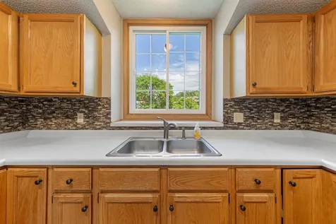 1820 Park Ridge Drive Chaska MN 55318