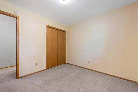 1820 Park Ridge Drive Chaska MN 55318