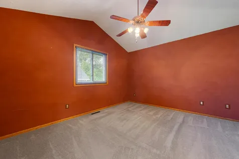 1820 Park Ridge Drive Chaska MN 55318