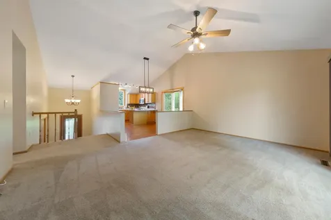 1820 Park Ridge Drive Chaska MN 55318