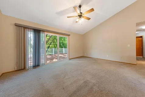 1820 Park Ridge Drive Chaska MN 55318
