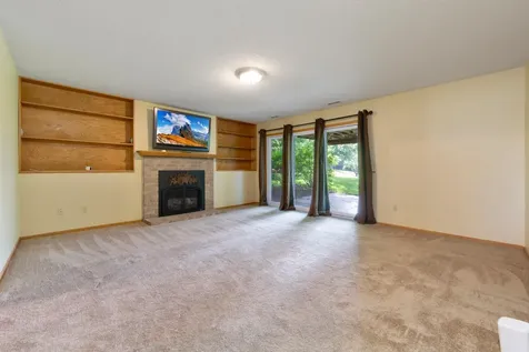 1820 Park Ridge Drive Chaska MN 55318