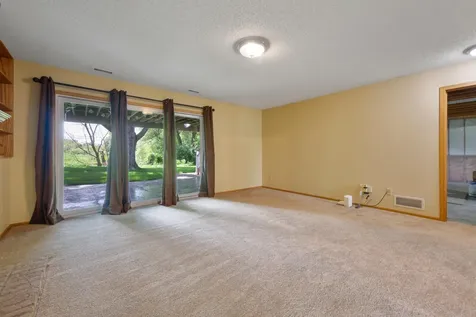 1820 Park Ridge Drive Chaska MN 55318