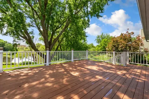1820 Park Ridge Drive Chaska MN 55318