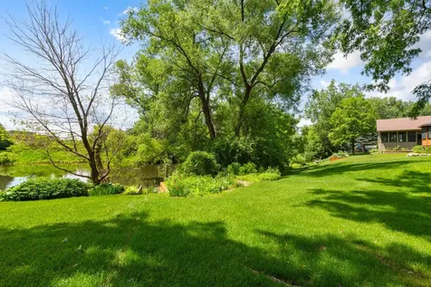 1820 Park Ridge Drive Chaska MN 55318