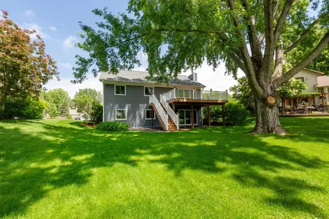 1820 Park Ridge Drive Chaska MN 55318
