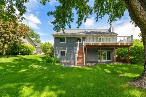 1820 Park Ridge Drive Chaska MN 55318