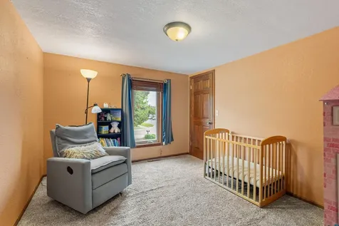 1636 Saint Paul Road Owatonna MN 55060