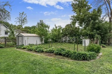 1636 Saint Paul Road Owatonna MN 55060