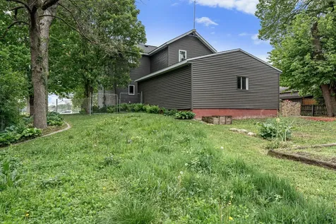 1636 Saint Paul Road Owatonna MN 55060