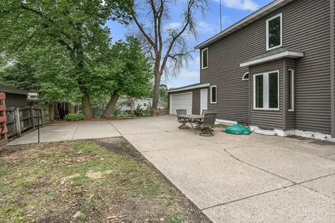 1636 Saint Paul Road Owatonna MN 55060