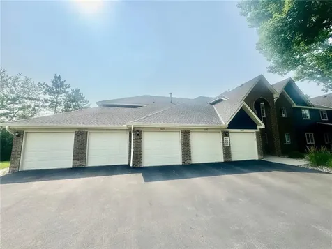 2575 Heritage Drive Mendota Heights MN 55120