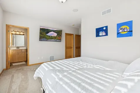 336 Spring Street Saint Paul MN 55102
