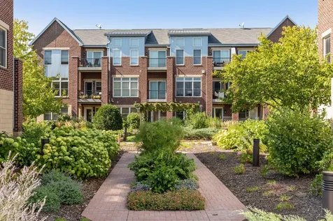 336 Spring Street Saint Paul MN 55102
