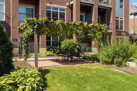336 Spring Street Saint Paul MN 55102