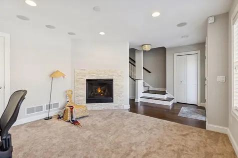 336 Spring Street Saint Paul MN 55102