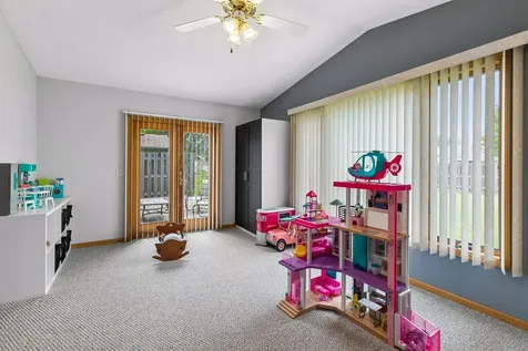 608 E Welco Drive Montgomery MN 56069
