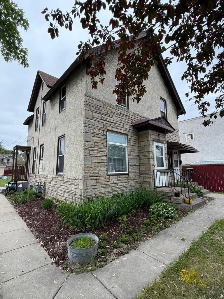3504 Cedar Avenue S Minneapolis MN 55407