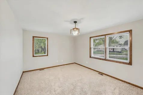 11826 Larabee Circle NE Albertville MN 55301