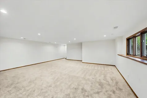 11826 Larabee Circle NE Albertville MN 55301